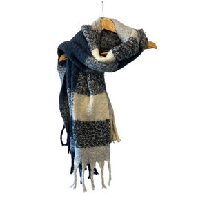 ANN TAYLOR LOFT Blue & Cream Plaid Soft Wide Large Winter Scarf